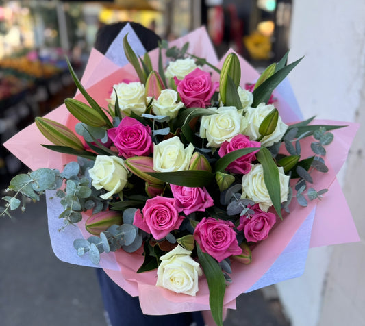 Sweet Roses Bouquet